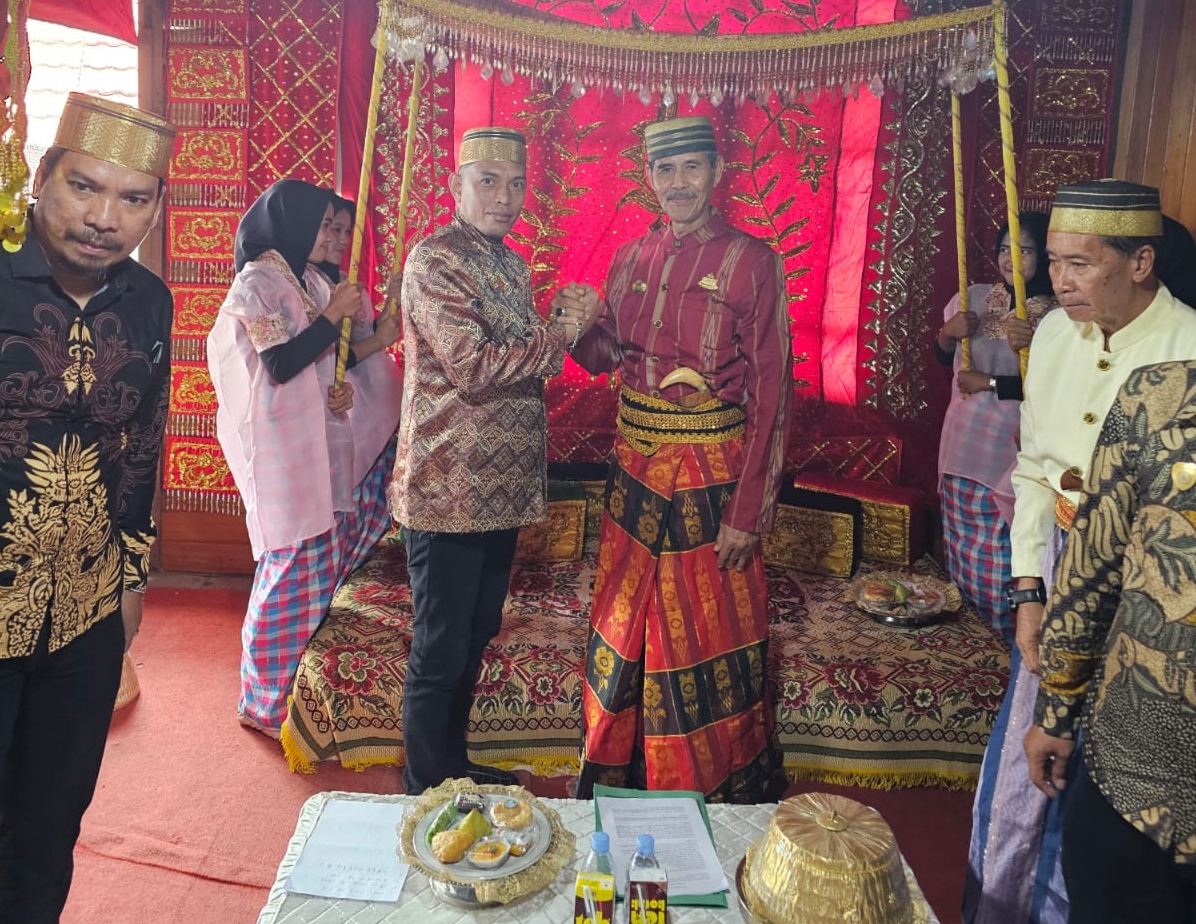 Sah! Dewan Hadat Sepakat Tetapkan Zulkifli Yusuf sebagai Karaeng Sanrobone ke-29