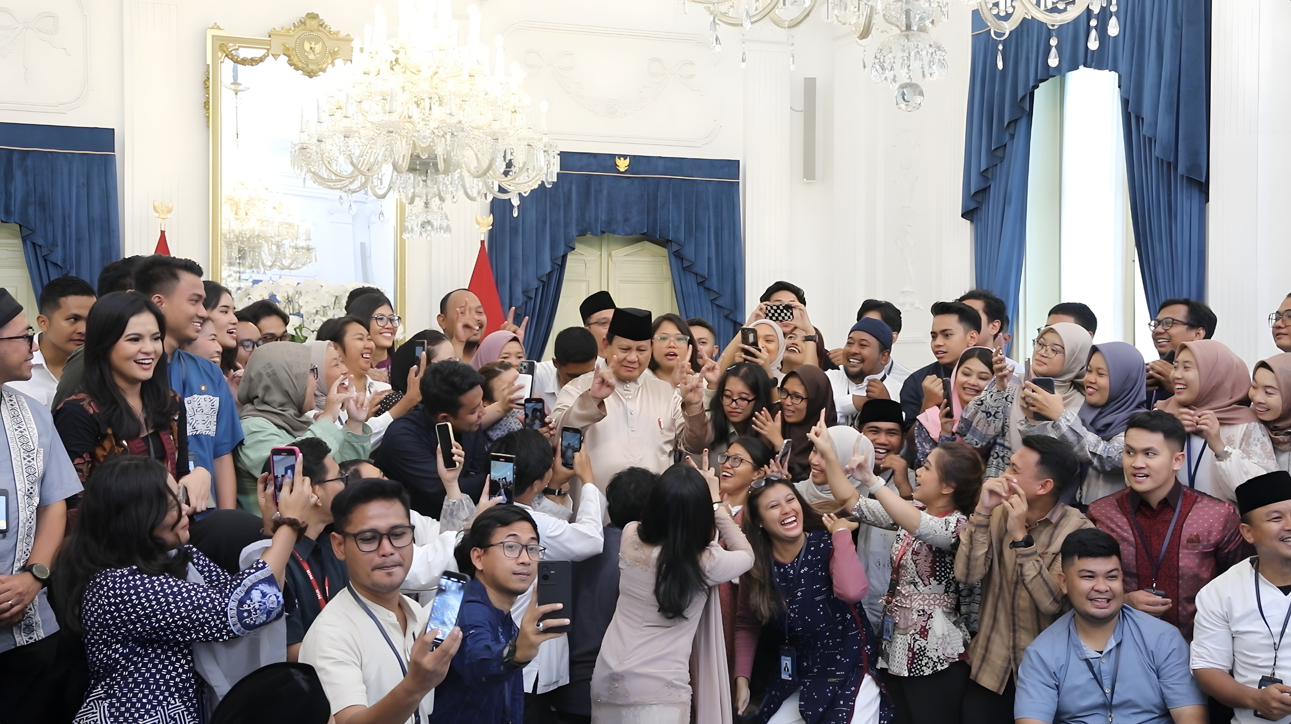 Kala Wartawan Istana Ajak Presiden Prabowo Coba Tren Velocity, Begini Jadinya