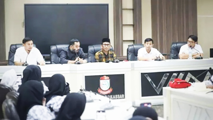 6 Bulan Tunjangan Tak Kunjung Cair, Guru di Makassar Mengadu ke Dewan
