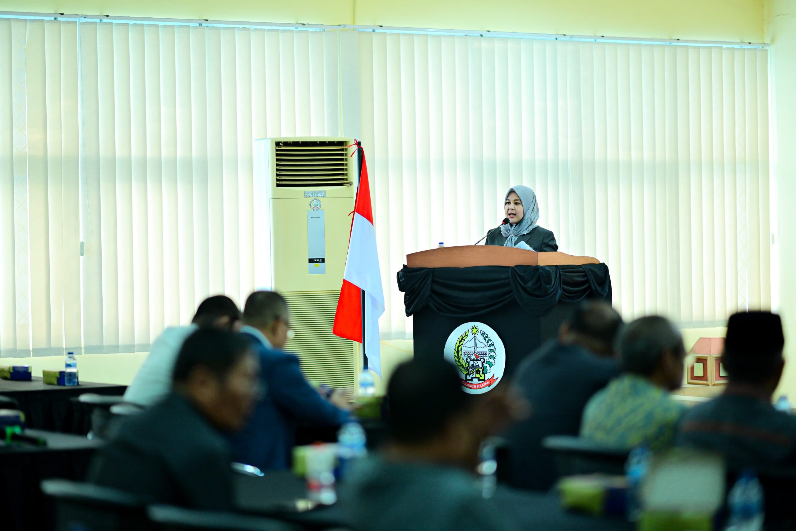 DPRD Sorot Pemprov Sulsel, Begini Jawaban Gubernur yang Disampaikan Fatmawati Rusdi di Paripurna