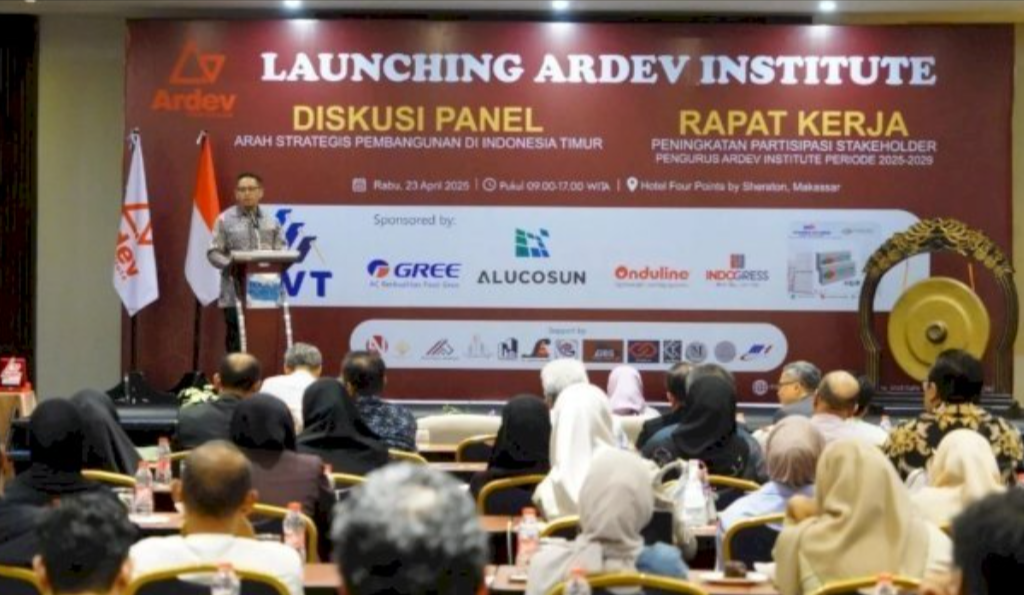 Keynote Speaker di Peluncuran Ardev Institute, Supratman: Makassar Butuh Aksi Nyata