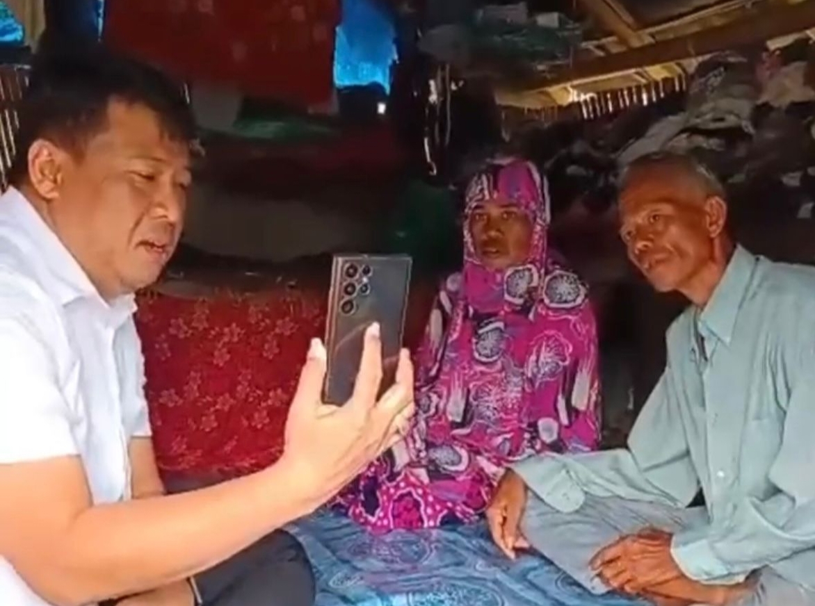 Kisah Pilu Keluarga di Sidrap: Bertahan Hidup di Gubuk Reyot Tanpa Listrik, Ini Respons Cepat RMS Bawa Harapan