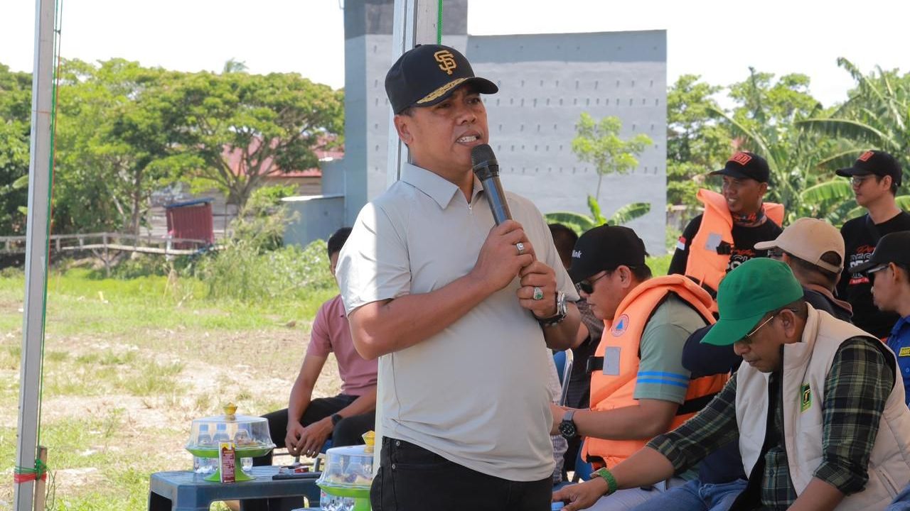 Bupati Wajo Andi Rosman Minta Jaga Budaya Bahari dan Cari Bibit Atlet Dayung