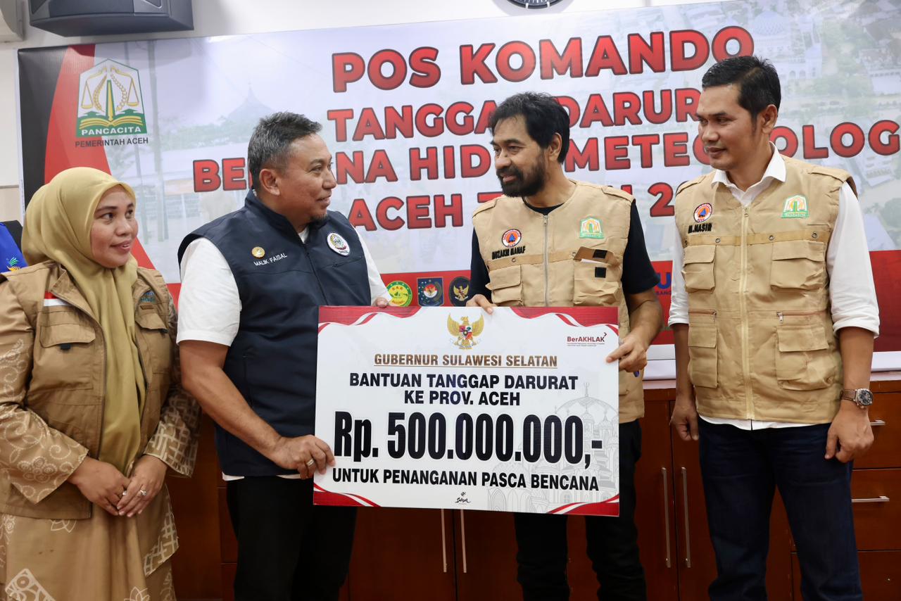 Solidaritas Lintas Pulau: Pemprov Sulsel Serahkan Bantuan Rp500 Juta untuk Korban Bencana Aceh, Ini Respons Gubernur Mualem