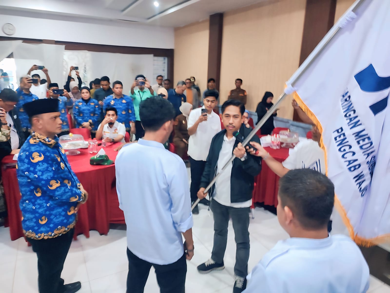 Ilham Husen Resmi Lantik JMSI Wajo, Begini Harapan Wabup dr Baso yang Jadi Saksi Pelantikan