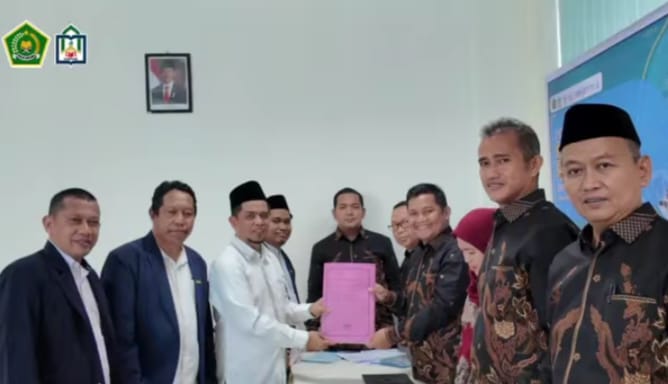 Dobrak Tradisi, Islamul Haq Jadi Simbol Regenerasi di Pilrek IAIN Parepare, Ini Rekam Jejaknya