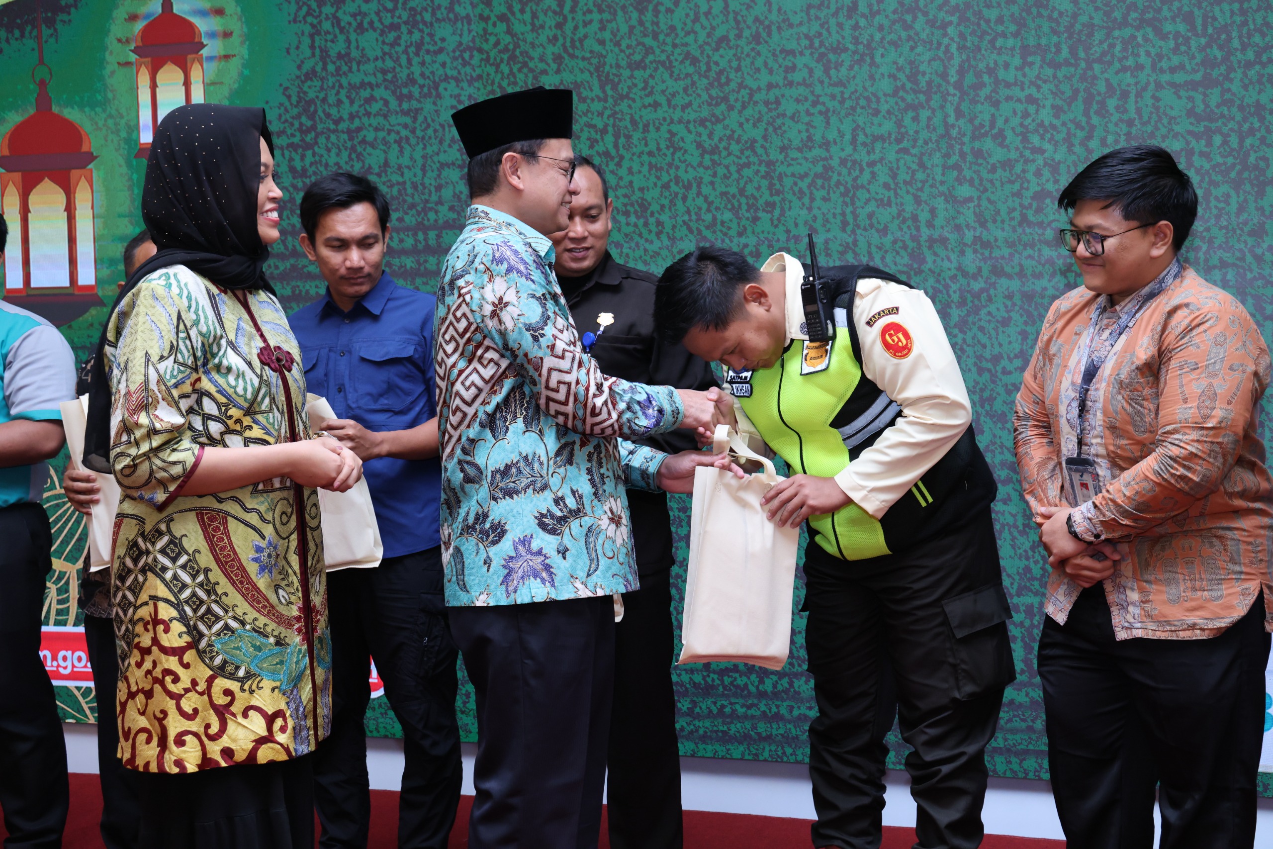 Sambut Ramadan, Taruna Ikrar Gelar Doa Nasional BPOM dan Berbagi Kebahagiaan untuk Para Penjaga Sunyi