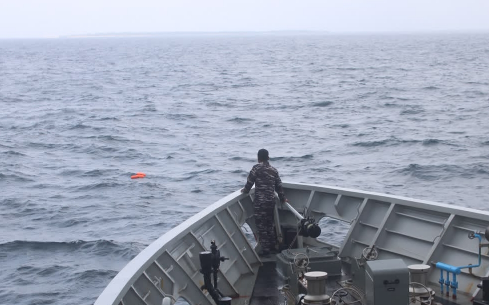 Penampakan Rompi Pelampung dan Kotak Gabus Milik Korban KM Nurul Salsa Ditemukan di Tengah Laut